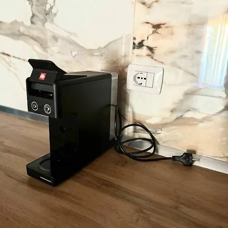 Modern Seaview Apartment *